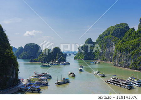 ベトナムの世界遺産ハロン湾 ベトナムの世界遺産ハロン湾 118141076