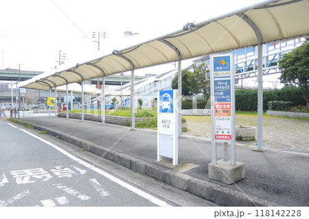 大阪南港フェリーターミナル「名門大洋フェリー」前にあるバスのりば 118142228