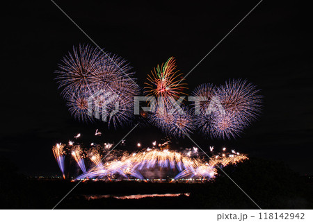 3市連携利根川花火大会 118142942