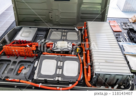 電気自動車用の車載リチウムイオンバッテリーユニット 118143407