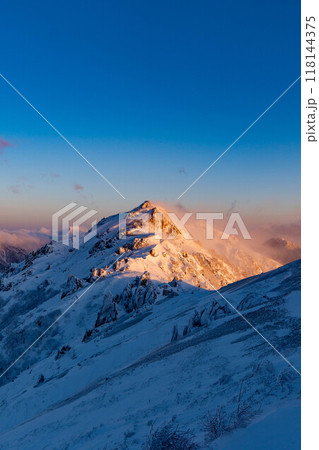 厳冬期 燕岳の初日の出 厳冬期 燕岳の初日の出 118144375