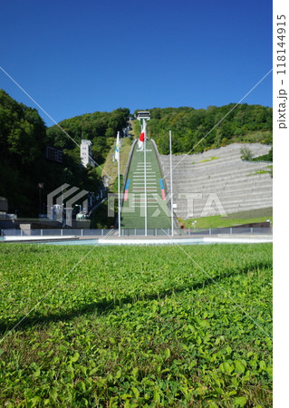 快晴の大倉山展望台シャンツェ 快晴の大倉山展望台シャンツェ 118144915