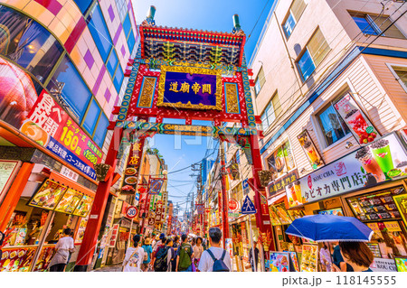 日本の横浜都市景観 9月、横浜中華街・関帝廟通り(奥)や関帝廟通(天長門)などを望む=7日 日本の横浜都市景観 9月、横浜中華街・関帝廟通り(奥)や関帝廟通(天長門)などを望む=7日 118145555