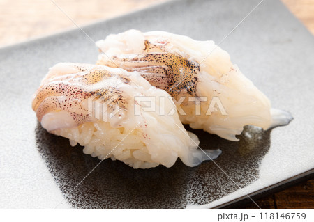 おいしいイカ下足握り寿司 118146759