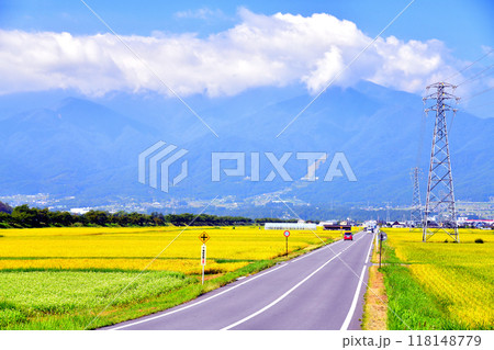 伊那市美篶/ナイスロードより木曽駒ケ岳方面を望む(長野県伊那市)【2024.9】 伊那市美篶/ナイスロードより木曽駒ケ岳方面を望む(長野県伊那市)【2024.9】 118148779