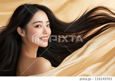 髪の毛の美しい女性 118149763