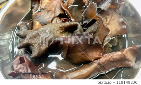 水で戻したキクラゲ 118149830