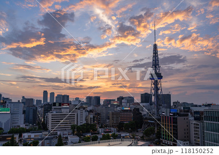《愛知県》名古屋栄・繁華街の夜景 118150252