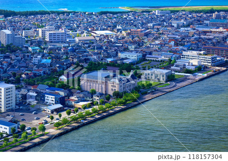 朱鷺メッセ Befcoばかうけ展望室より新潟市歴史博物館方面を望む 朱鷺メッセ Befcoばかうけ展望室より新潟市歴史博物館方面を望む 118157304