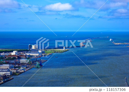 朱鷺メッセ Befcoばかうけ展望室より入船みなとタワー方面の日本海を望む 朱鷺メッセ Befcoばかうけ展望室より入船みなとタワー方面の日本海を望む 118157306