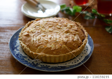 アーモンドタルト 118159235