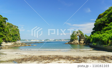 【千葉県勝浦市】尾名浦・めがね岩 118161103