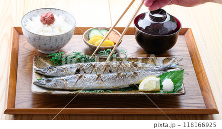 サンマの塩焼き定食 118166925