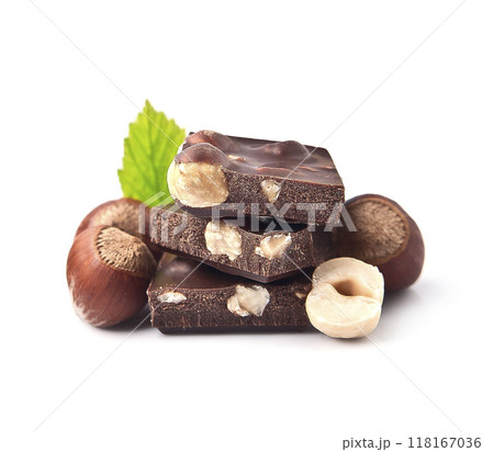 Chocolate with nuts on white backgrounds Chocolate with nuts on white backgrounds 118167036