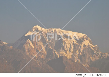 ネパール、ポカラ、ヒマラヤ山脈、アンナプルナ山群、アンナプルナ3峰 118169685