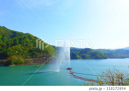 寒河江ダム　月山湖　大噴水　月山　西川町 118172954