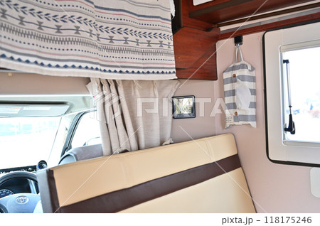 キャンピングカー　バッテリーモニター　バッテリー残量計 118175246