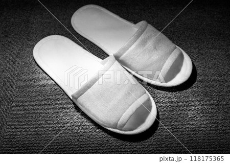 白いスリッパ～In the room.～ 118175365