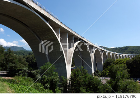 信濃川水系神川に架かる上田ローマン橋 118176790