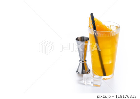 Orange vodka cocktail (screwdriver cocktail) isolated on white background Orange vodka cocktail (screwdriver cocktail) isolated on white background 118176815