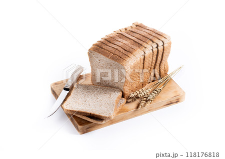 Healthy wholemeal bread slices isolated on white background Healthy wholemeal bread slices isolated on white background 118176818