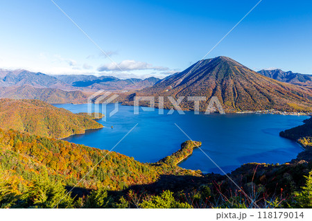 栃木県・日光市　半月山から望む絶景　 118179014