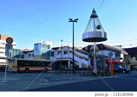 藤沢市 小田急線善行駅西口と駅前ロータリー 藤沢市 小田急線善行駅西口と駅前ロータリー 118180906