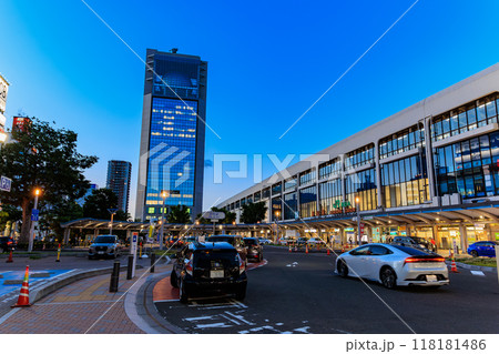 福島県　郡山市　郡山駅西口 ビッグアイ（夜景） 118181486