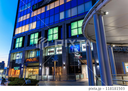 福島県 郡山市 郡山駅西口 郡山モルティ(夜景) 福島県 郡山市 郡山駅西口 郡山モルティ(夜景) 118181503