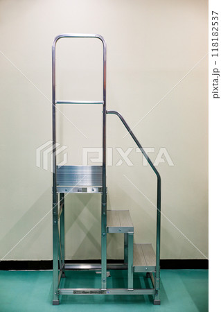 アルミ踏み台3段 アルミ踏み台3段 118182537