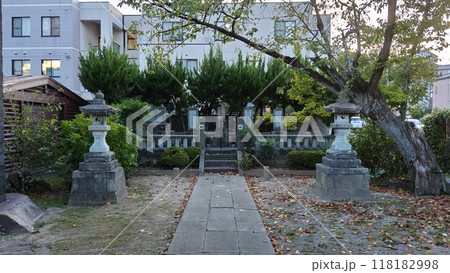 橋本左内の墓 118182998