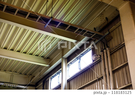 電気設備ケーブルラック 118183125