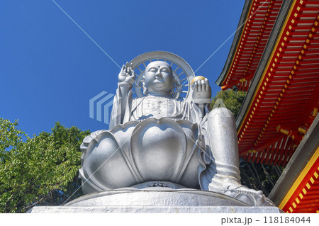 朝護孫子寺　玉蔵院　三重塔と日本一大地蔵尊 118184044