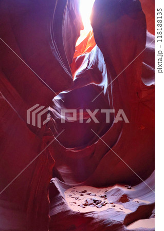 幻想的なアンテロープ　キャニオン 118188135