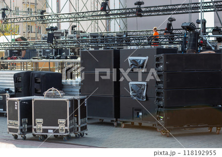 Stage equipment for the organization of concert shows Stage equipment for the organization of concert shows 118192955