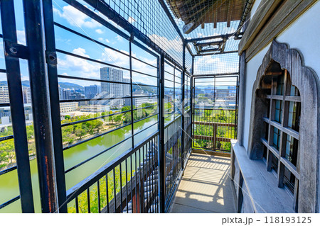 夏の広島城から見た景色 広島県広島市 夏の広島城から見た景色 広島県広島市 118193125