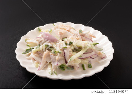 オニオンときゅうりのツナマヨネーズ和え オニオンときゅうりのツナマヨネーズ和え 118194074