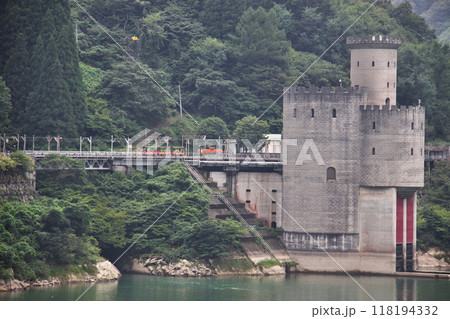 新柳原発電所 黒部峡谷鉄道 1 新柳原発電所 黒部峡谷鉄道 1 118194332