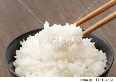 美味しそうなご飯のクローズアップ 美味しそうなご飯のクローズアップ 118195218