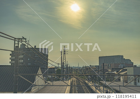 南古谷駅　夏の夕暮れの景色 118195411