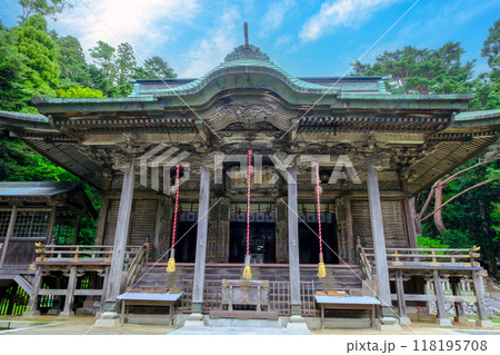 金華山黄金山神社拝殿 118195708
