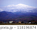 雪化粧の白山: 里山から望む冬の絶景 118196874