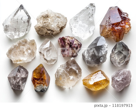 Captivating collection of transparent quartz crystals for design and display 118197913