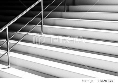 Staircase with railings 118201331