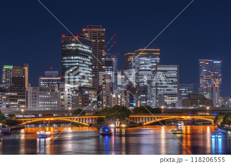 天満橋から見える中之島の美しい夜景 118206555