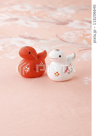 年賀状　巳年　2025 118206640