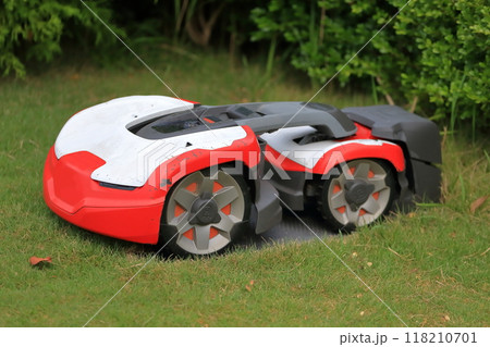 ロボット芝刈機 ロボット芝刈機 118210701