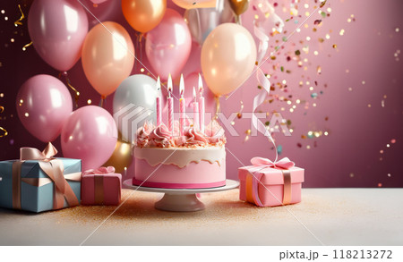 誕生日のお祝い ケーキとカラフルなプレゼントとバルーン 誕生日のお祝い ケーキとカラフルなプレゼントとバルーン 118213272