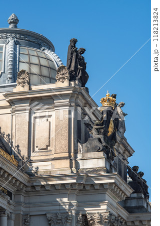 Dresden Academy of Fine Arts university of visual arts located on Bruhl's Terrace in Dresden, Saxony, Germany Dresden Academy of Fine Arts university of visual arts located on Bruhl's Terrace in Dresden, Saxony, Germany 118213824