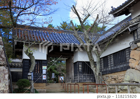 国宝松江城の城門　《島根県》 118215820
